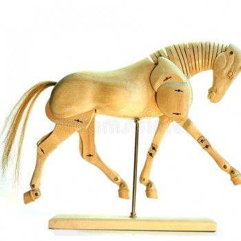 MANIQUI DE CABALLO DE MADERA